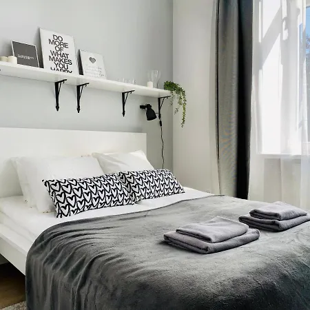 Апартаменты Cozy In The Heart Of Jewish District *