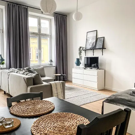 Cozy In The Heart Of Jewish District Апартаменты Краков