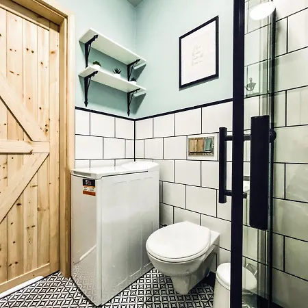 Апартаменты Cozy In The Heart Of Jewish District *